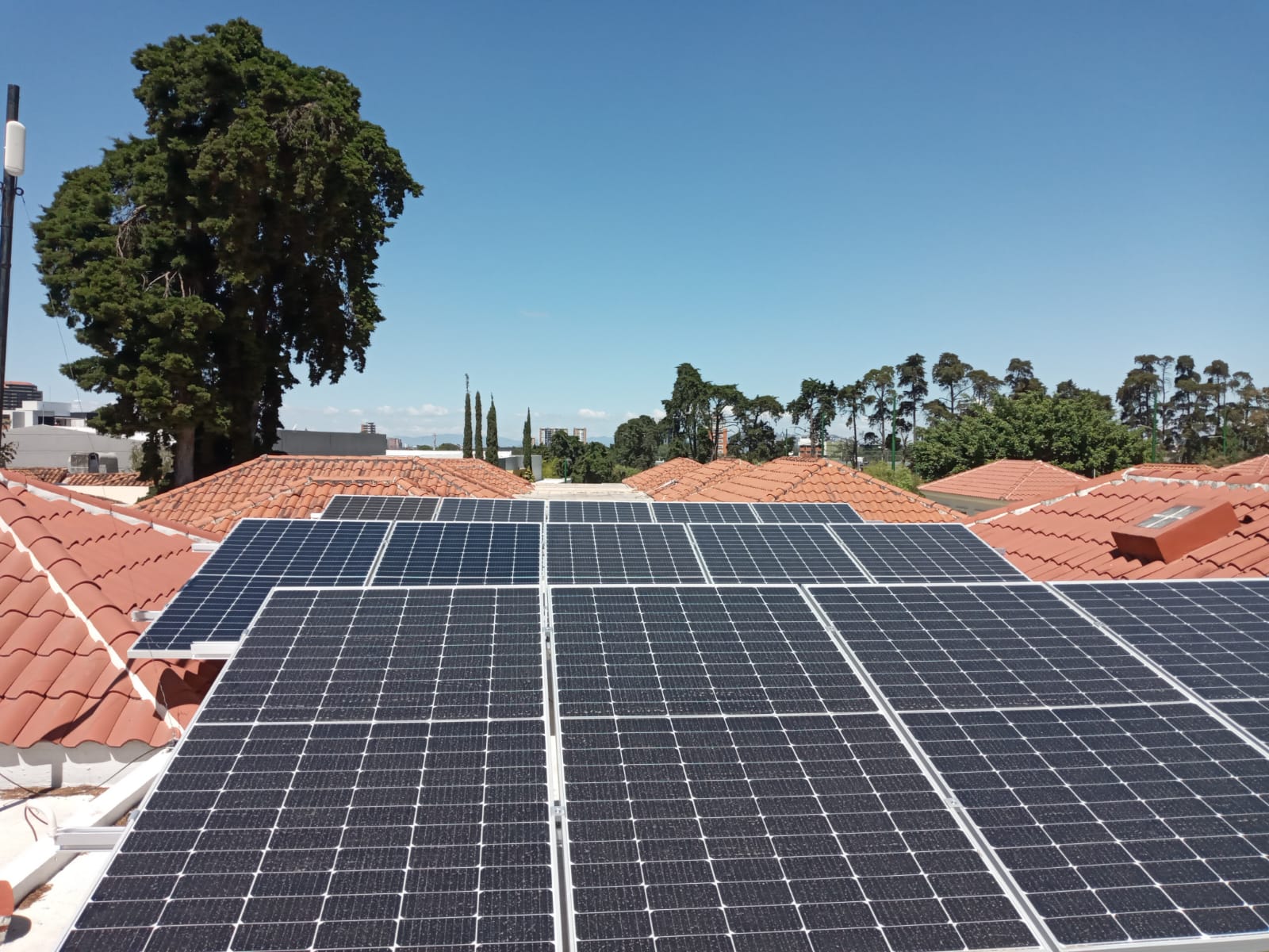 Instalacion 3 de Panel Solar 450W Monocristalino - half cell